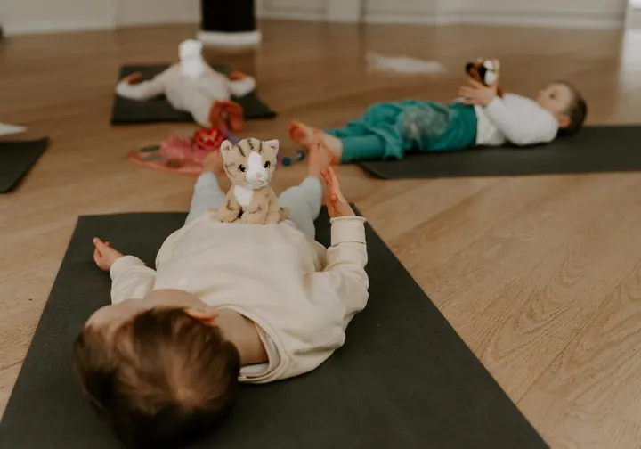 AchtsamZeit Für Kinder — Yoga in Winterhude, Hamburg