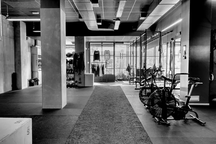 SQUAT — entrenamiento personal-studio en A Coruña — 3