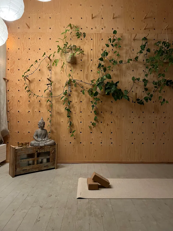MOON Yogastudio — yoga-studio in Huddinge, Stockholm — 2