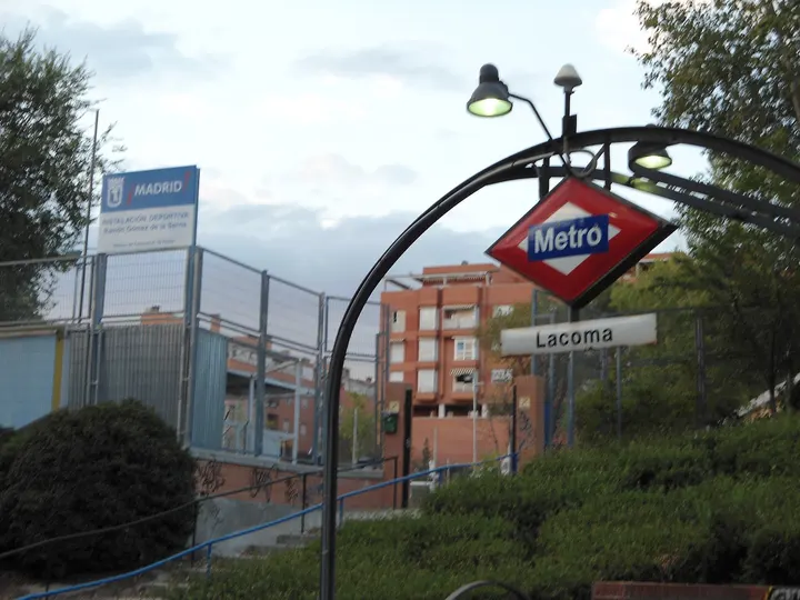 Instalación Deportiva Ramón Gómez De La Serna — estudio de fitness-studio en Peñagrande, Madrid — 2