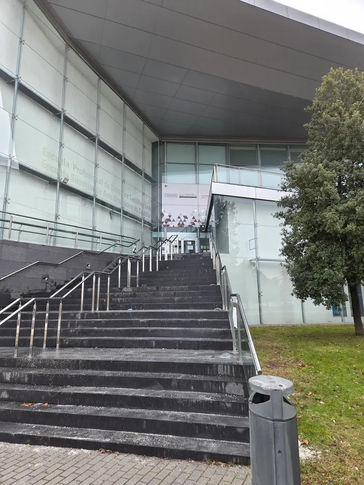 Escuela de Danza de Valladolid — baile-studio en Cuatro de Marzo, Valladolid — 3