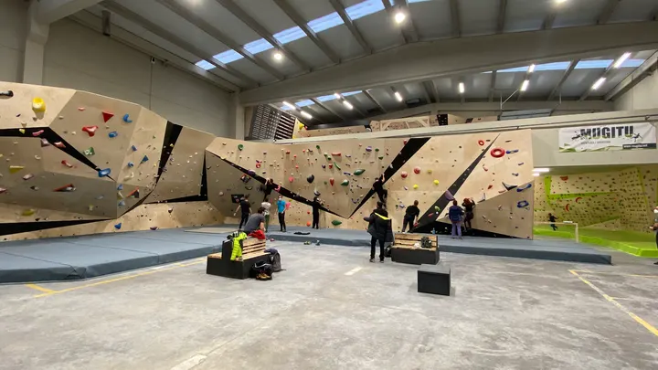Mugitu Rocodromo — escalada-studio en Estella — 3