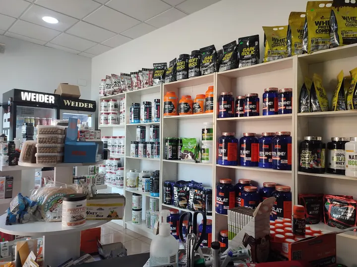 Eat And Train — estudio de fitness-studio en el Mas Romeu, Lloret de Mar — 2
