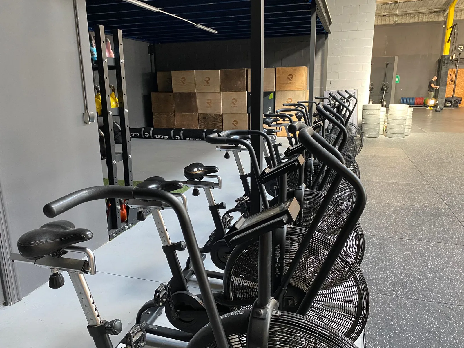 Feel CrossFit — crossfit-studio en El Juncal-Híspalis, Sevilla — 3