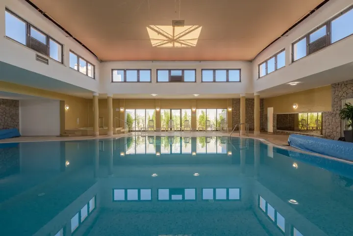 Golden Club Health & Fitness — ginásio-studio em Canada, Tavira — 2