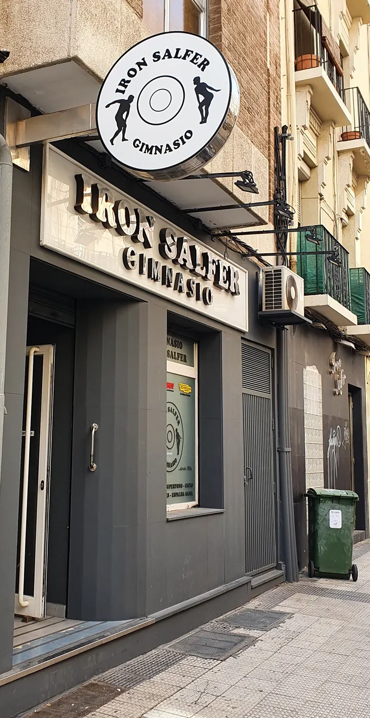 Gimnasio Iron Salfer — estudio de fitness-studio en Zaragoza — 3