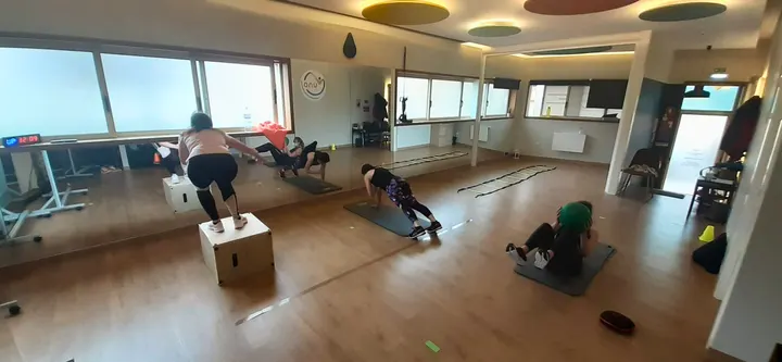 Estúdio Uno Tv. Vasco Santana 31 — treino funcional-studio em Porto — 2