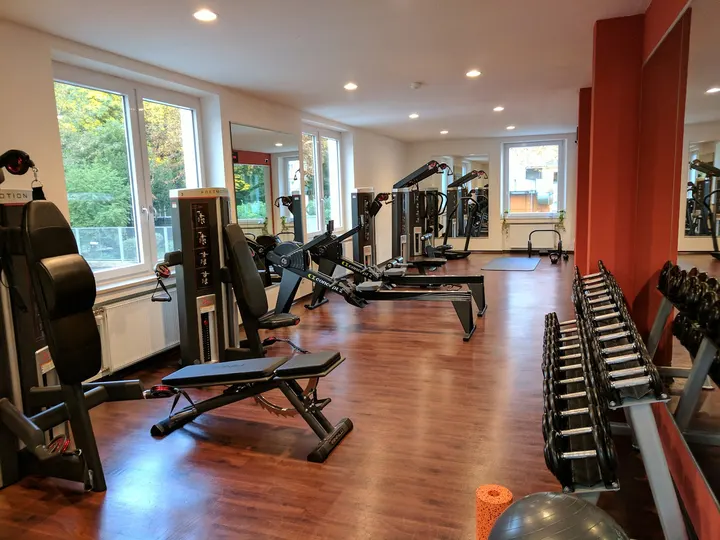 Sharkyou GmbH & Co. KG — Fitnessstudio in Hochzoll-Nord, Augsburg