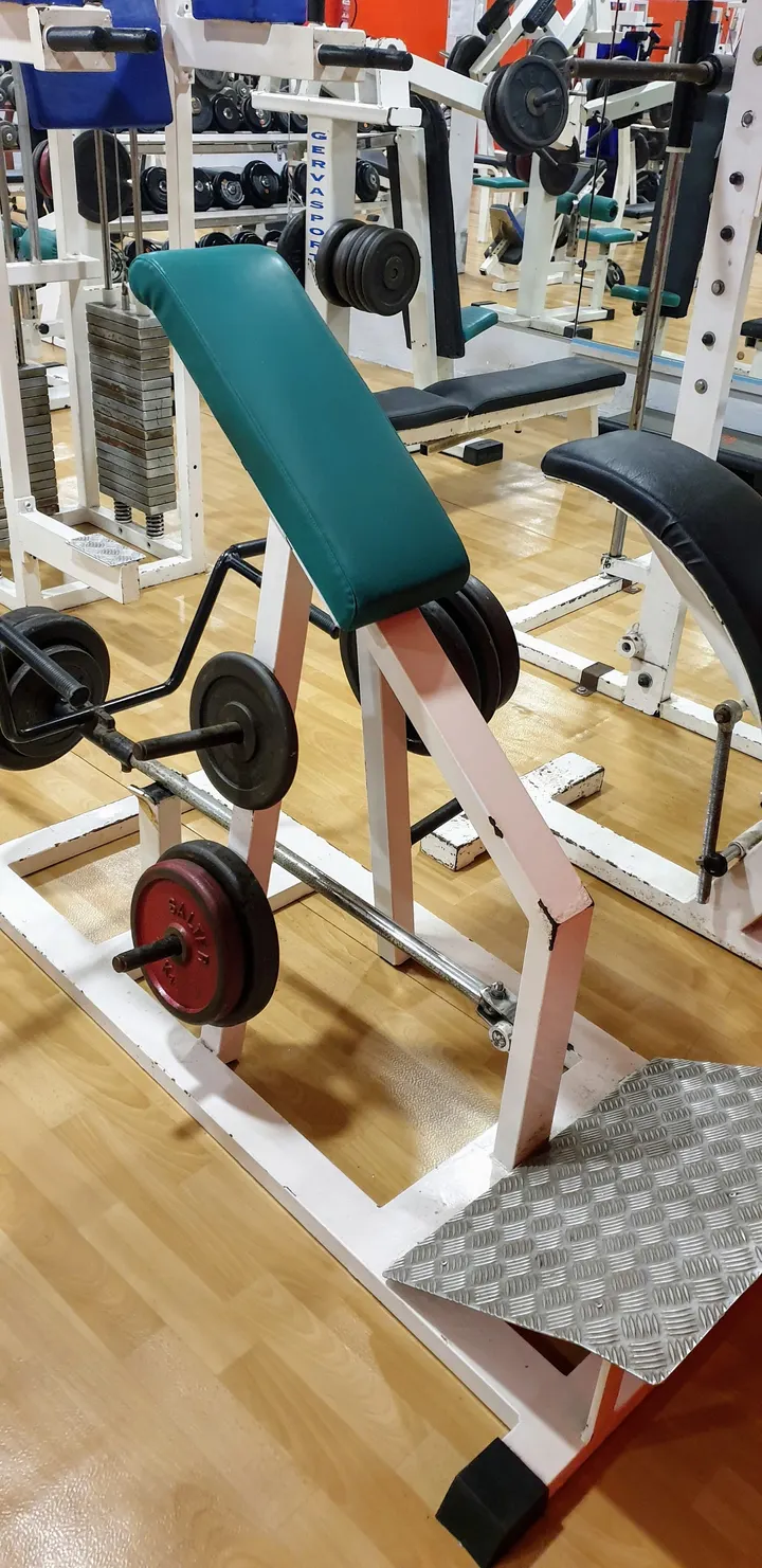 Gimnasio Nou Model — fuerza-studio en Girona — 4