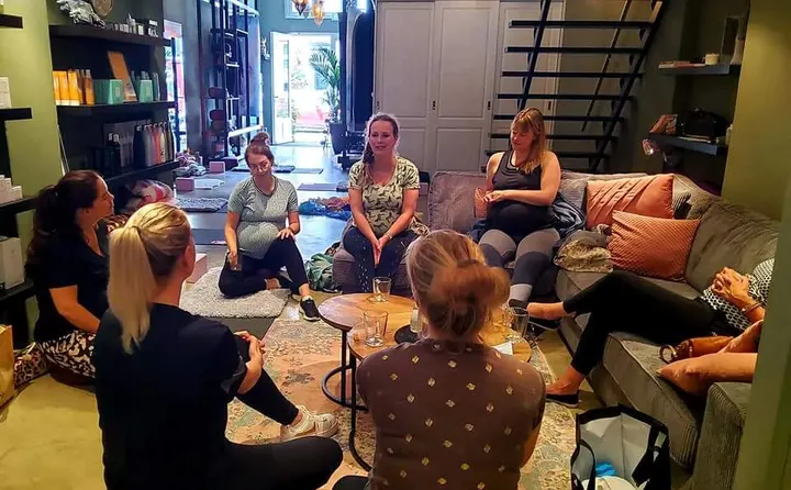 Zwangerschapsyoga Almelo — yoga-studio in Wierdensehoek, Almelo — 2