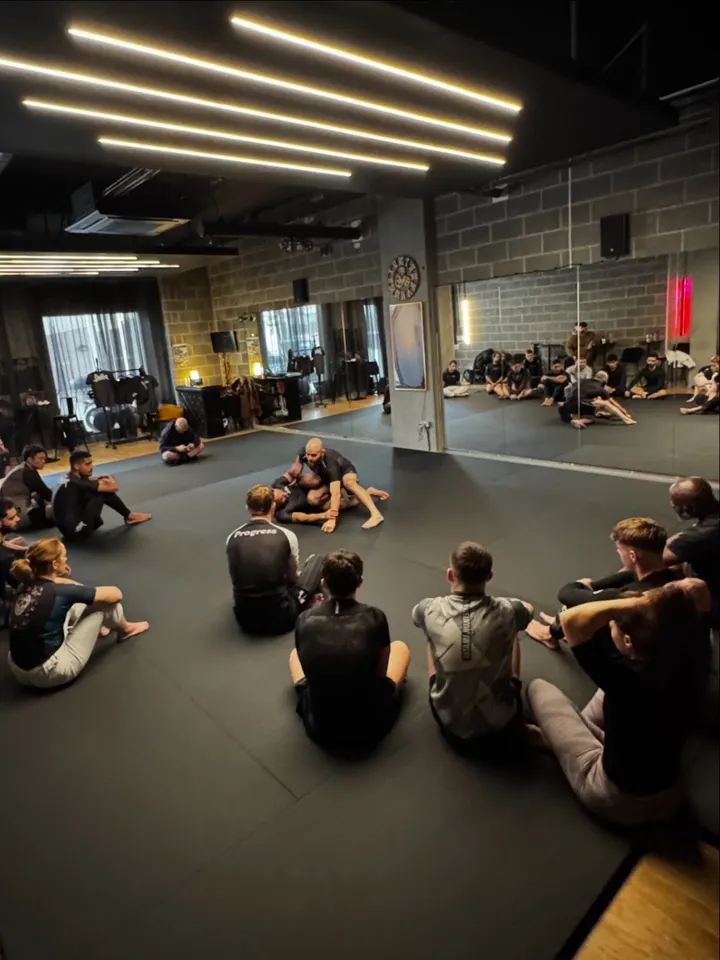 Nine Elms Jiu jitsu — bjj-studio in London — 5