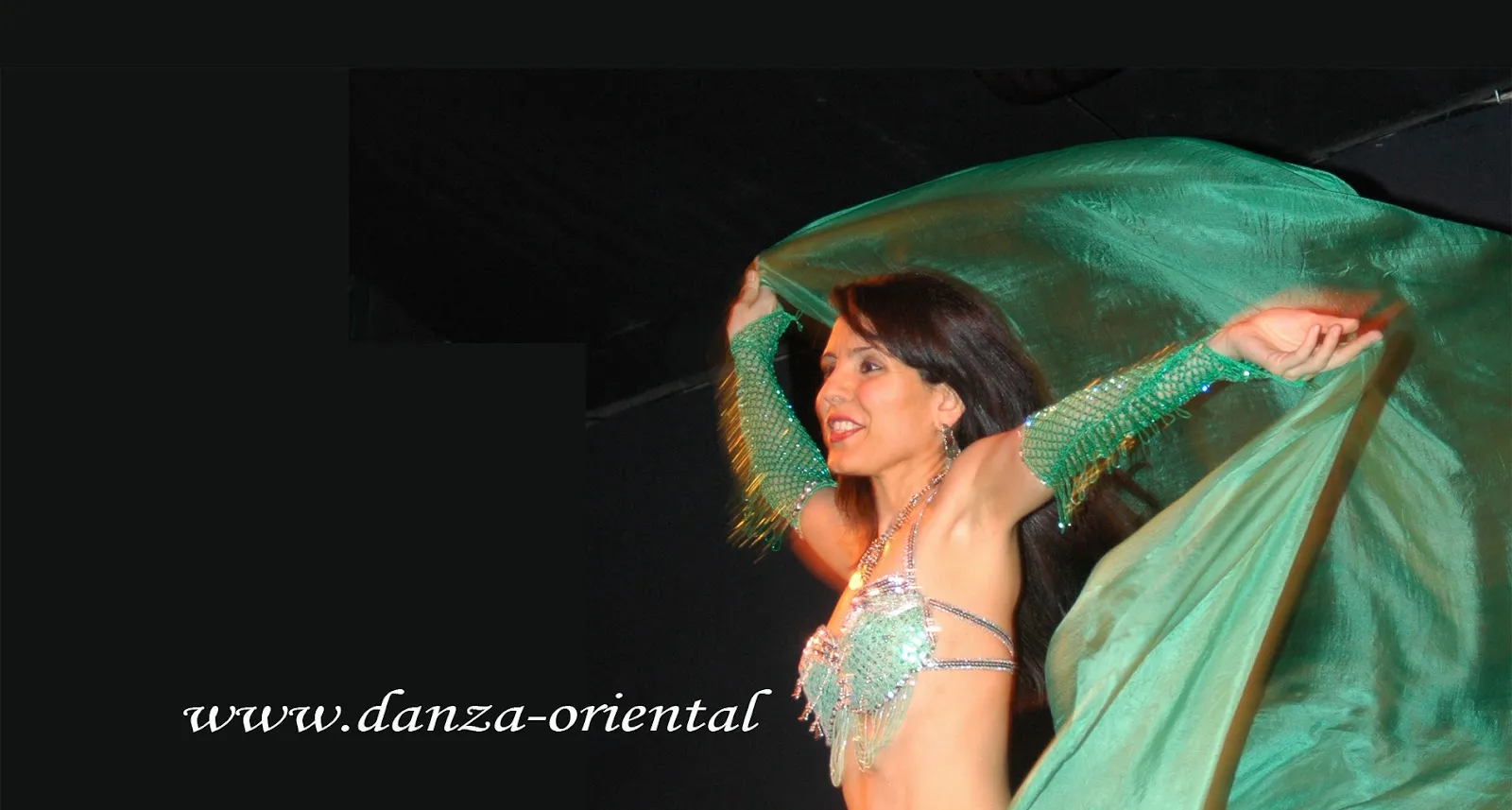 Aída Danza Del Vientre — baile-studio en Madrid — 3
