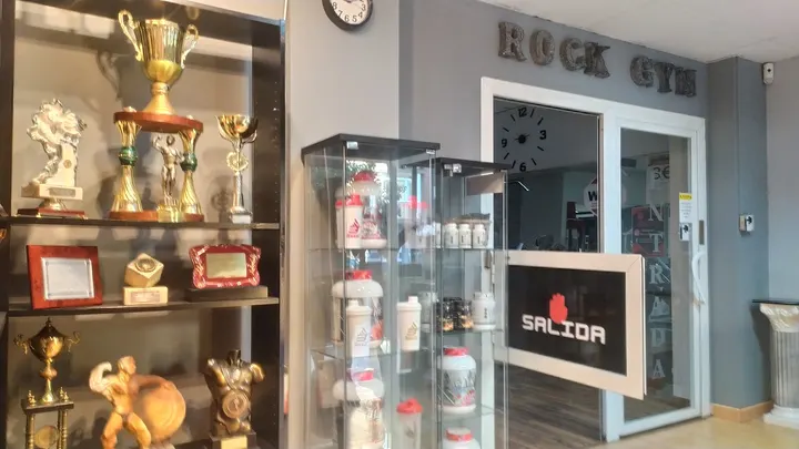 The Rock Gym Elite - Gimnasio Granada — estudio de fitness-studio en Granada — 3