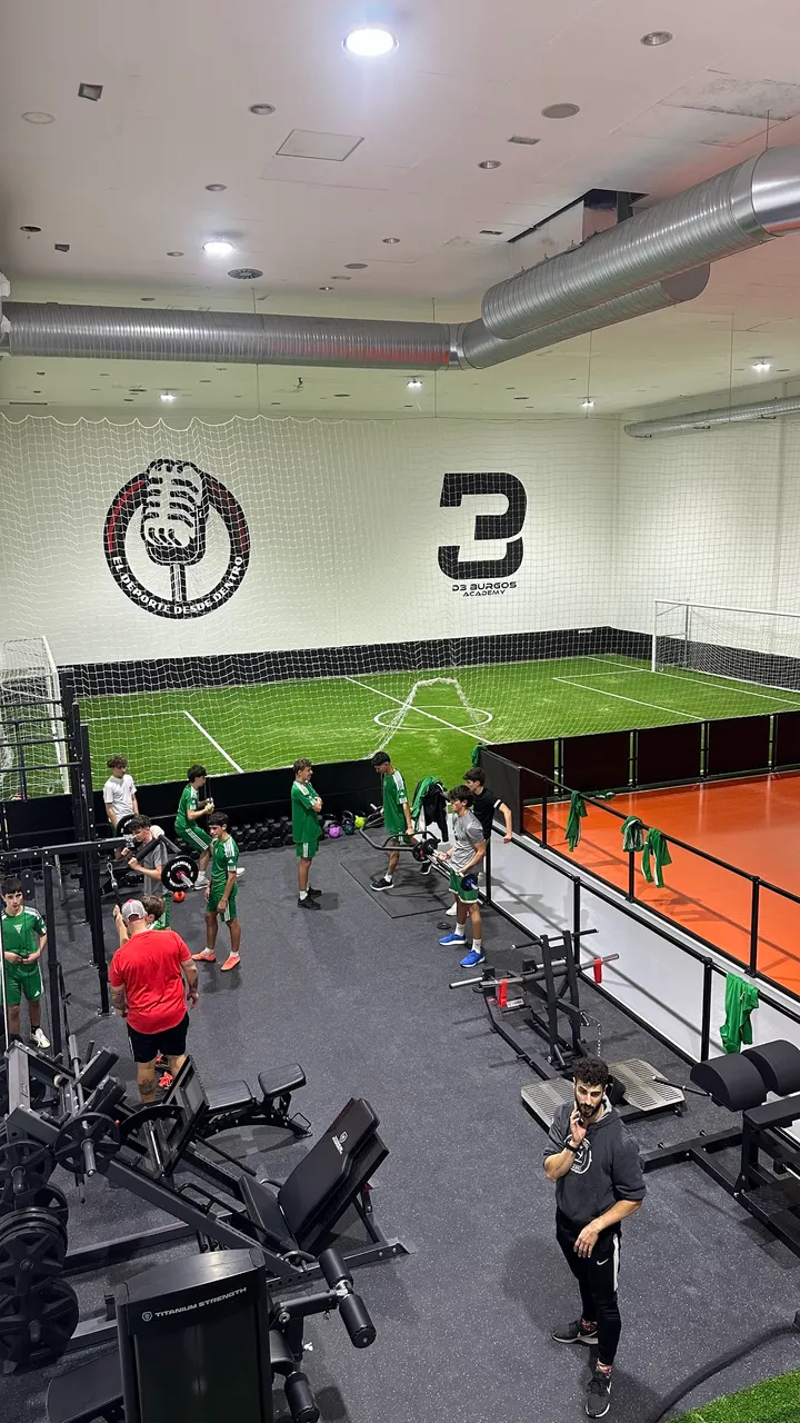 D3 Burgos Academy — fuerza-studio en Burgos — 5