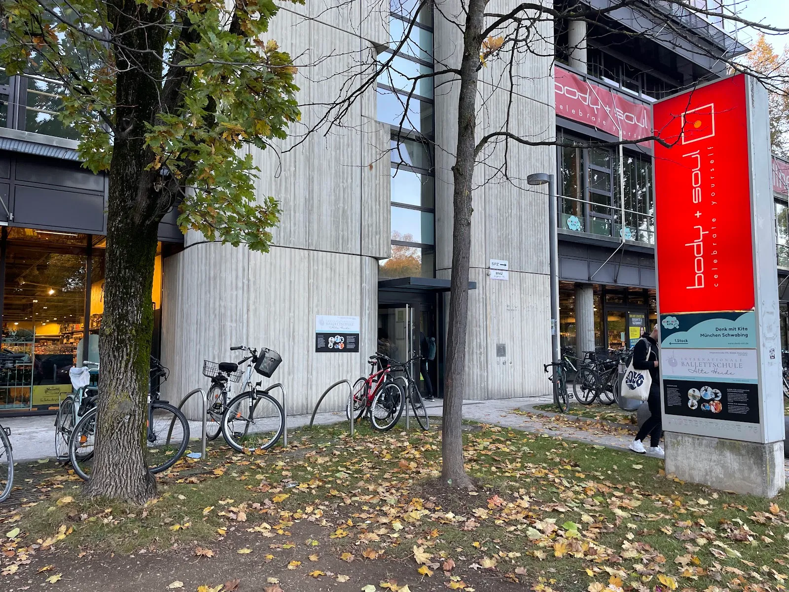 Internationale Ballettschule Alte Heide — tanz-studio in München — 4