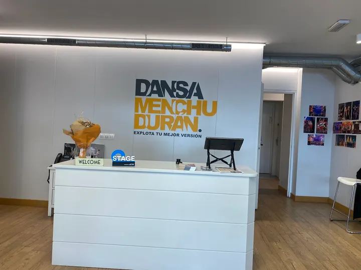 Dansa Menchú Durán — Baile en Sarrià - Sant Gervasi, Barcelona