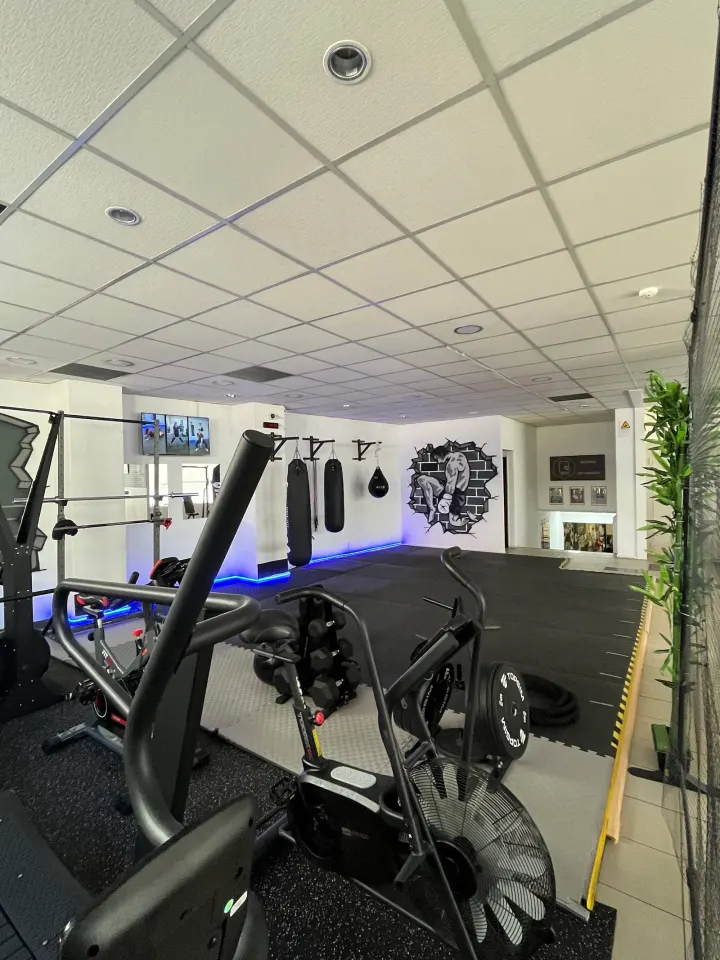 Gold Glove Boxe — artes marciais-studio em Lisboa — 3