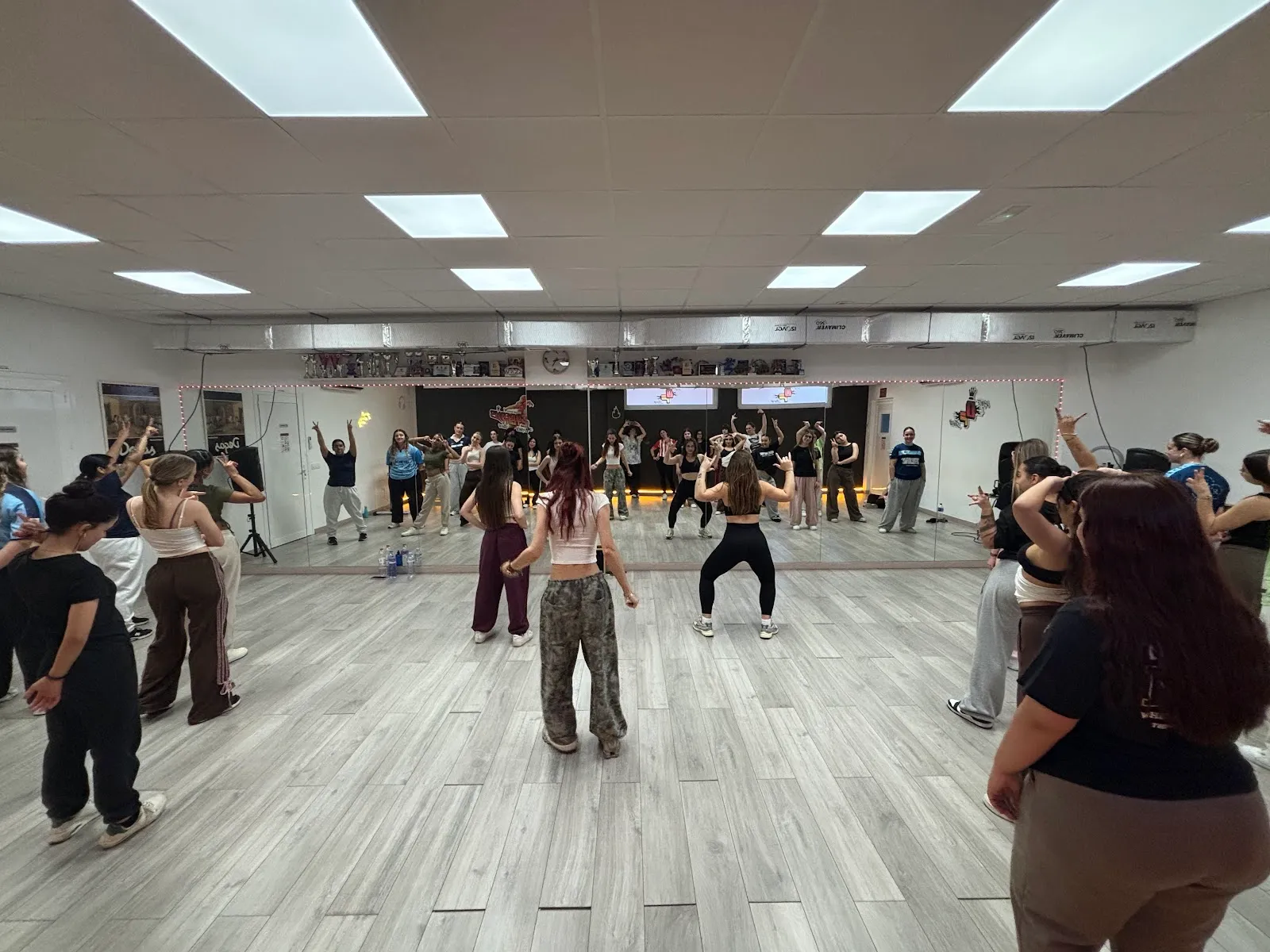 Dreams Factory Dance Studio | Academia de Baile en Almería — baile-studio en El Tagarete, Almería — 2