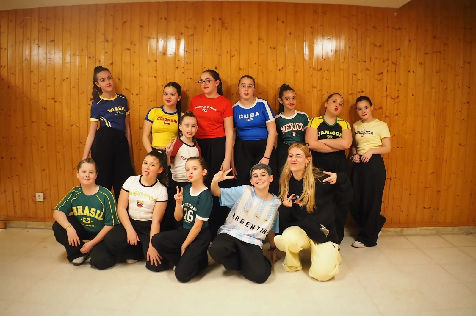 Dreams Factory Dance Studio | Academia de Baile en Almería — baile-studio en Almería — 4