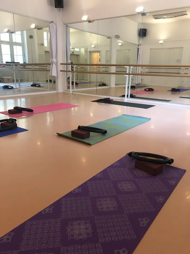 Pilates mit Elena — pilates-studio in Friedenau, Berlin — 2