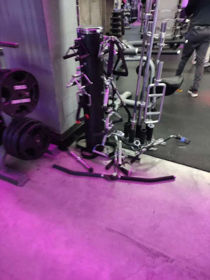 Cr7 Fitness By Crunch Badajoz — Estudio de fitness en Santa Marina, Badajoz
