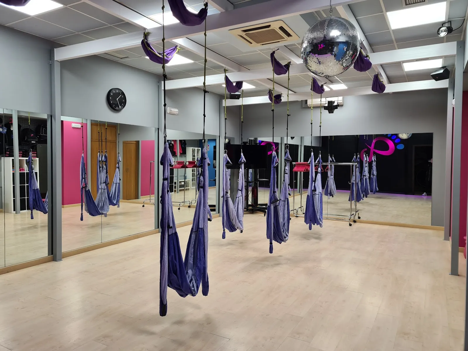 Bayamo Estudio de Baile — baile-studio en Ourense — 3
