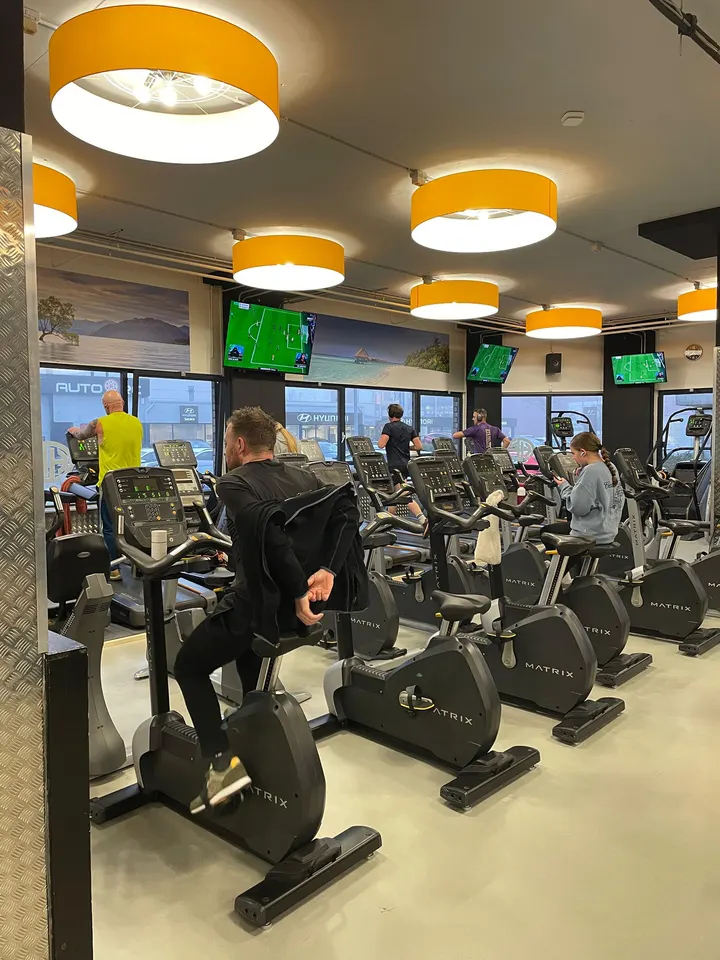 Cardio Fitness-Noord — sportschool-studio in Hofgeest, Velserbroek — 2