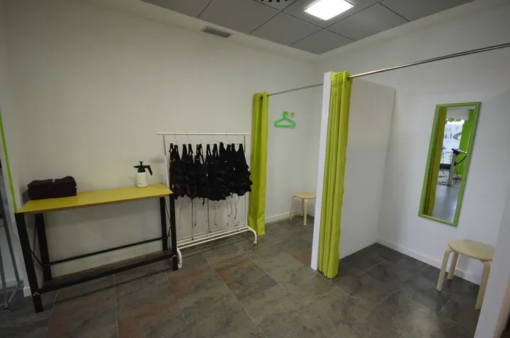 SayStudio Electroestimulación,Pilates en maquina y Masajes. — electroestimulación-studio en Las Palmas de Gran Canaria — 3