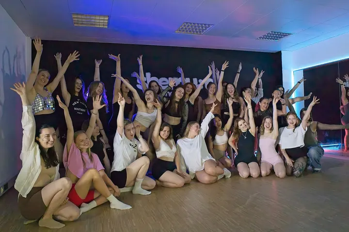 SHEMUSE.DANCESPACE — Dans in Nieuw-West, Amsterdam