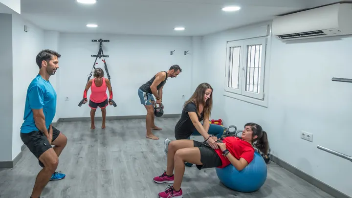 Juvenal — entrenamiento personal-studio en Trille, Cádiz — 3