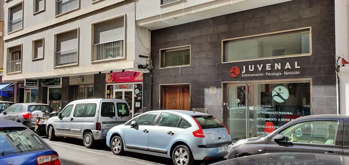 Juvenal — Entrenamiento personal en Trille, Cádiz