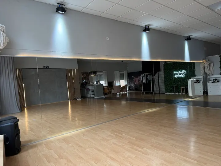 World Dance Academy Mannheim — Tanz in Feudenheim, Mannheim