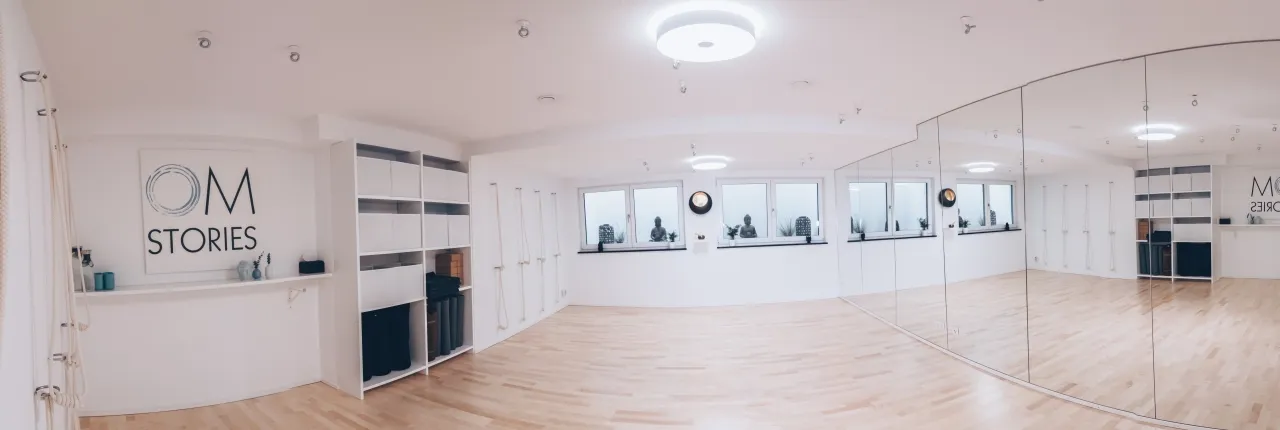 Om Stories — yoga-studio i München — 3