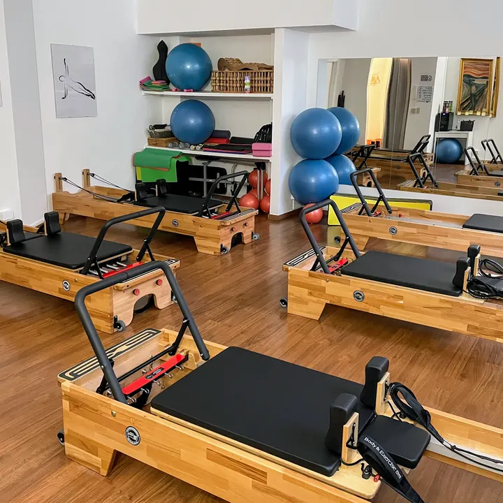 Yogalates Reformer — reformer pilates-studio a Milano — 4