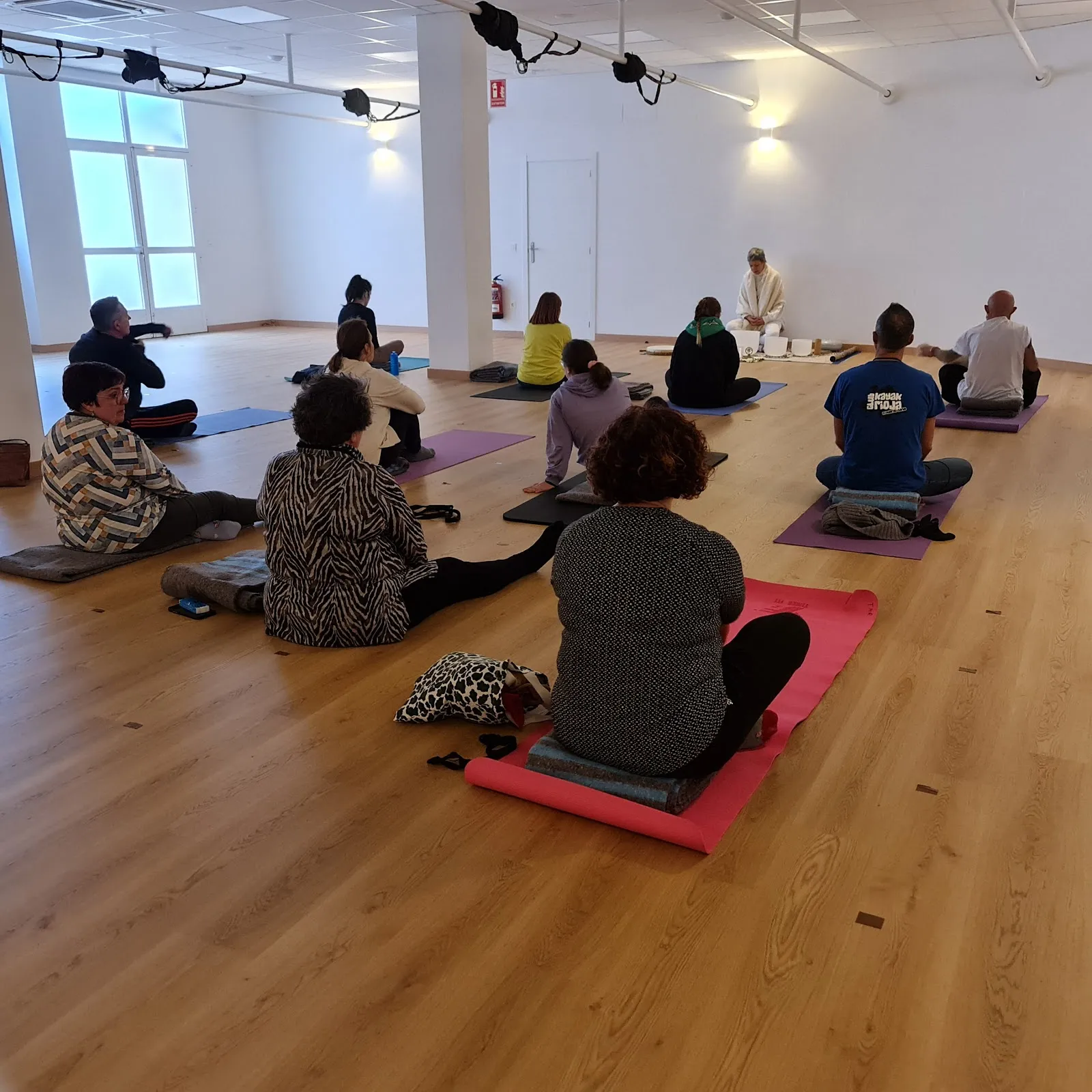 Oscar Zapater Pinteño — yoga-studio en Villena — 3