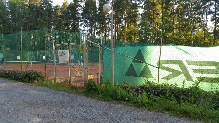 Hiekkaharjun Tenniskeskus — functional training-studio – Vantaa, Helsinki — 3