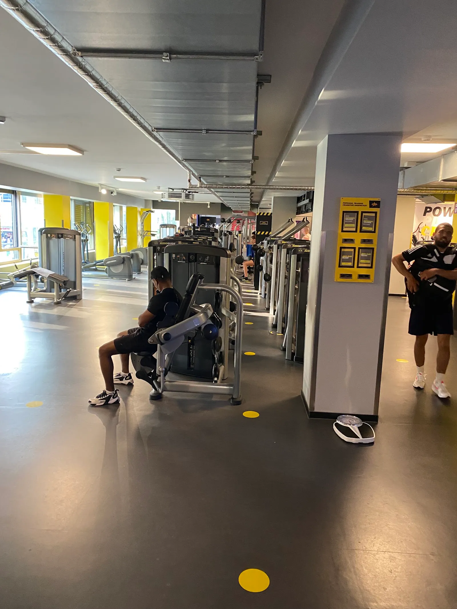 FIT STAR Frankfurt 1 — pt-studio in Frankfurt am Main — 5