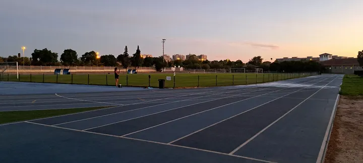 Parque de calistenia Chapín — calisthenics-studio en Jerez de la Frontera — 4
