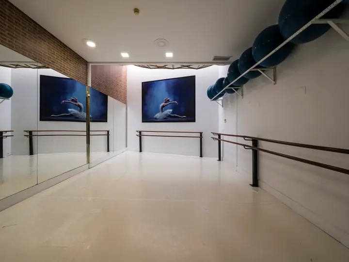 EDEVA — dança-studio em Núcleo Urbano Histórico de Oeiras, Lisboa — 2