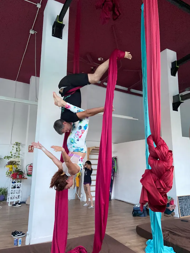 Just FLY Lleida Circus & Pole dance Studio — baile-studio en Lleida — 5