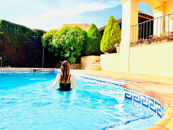 Yoga For Life Institute Marbella — Yoga en Miraflores, Marbella