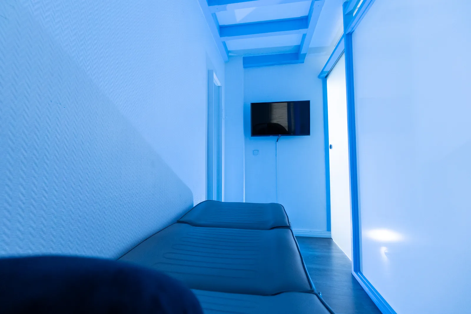 CRYOPOINT Hamburg Winterhude Kältekammer / Kältesauna / Kryosauna / Eissauna — recovery-studio in Hamburg — 4