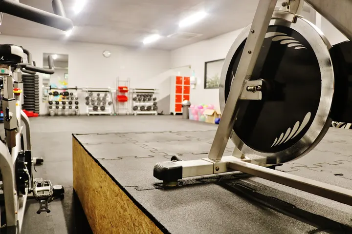 SL GYM Nîmes — salle de fitness-studio à Puech du Teil, Nîmes — 3