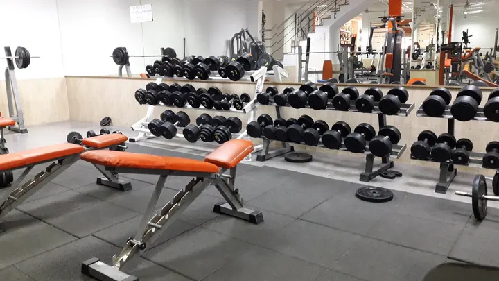 GIMNACIO MULTISPORT — estudio de fitness-studio en Carlet — 3