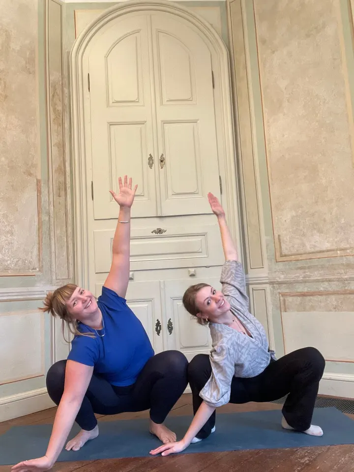 Schwangerschaftsyoga im Kavalierhaus | Caritas-Klinik Maria Heimsuchung Berlin-Pankow — yoga-studio in Berlin — 3