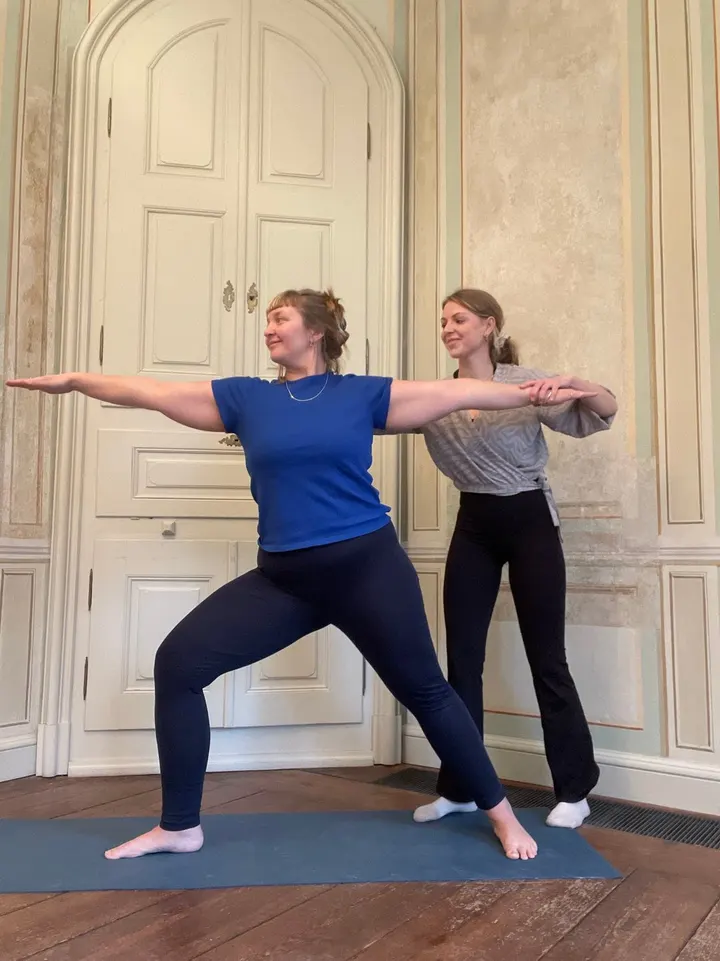 Schwangerschaftsyoga im Kavalierhaus | Caritas-Klinik Maria Heimsuchung Berlin-Pankow — yoga-studio in Berlin — 4