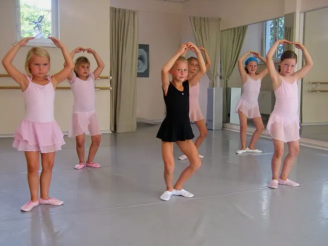 Ballettschule Falkensee Carola Vogl — tanz-studio in Falkenhöh, Falkensee — 3