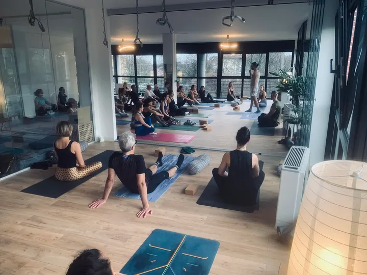 Elysium Yoga — yoga-studio a Bergamo — 3