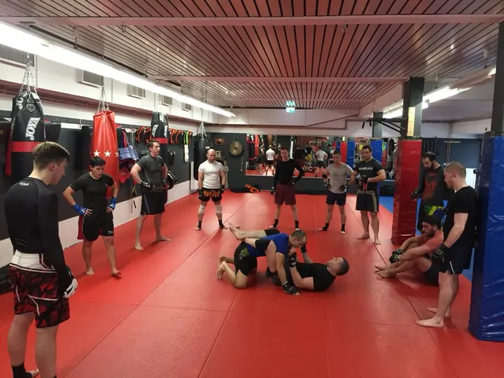 Muay Thai Gym Chang — muay thai-studio in Laatzen — 4