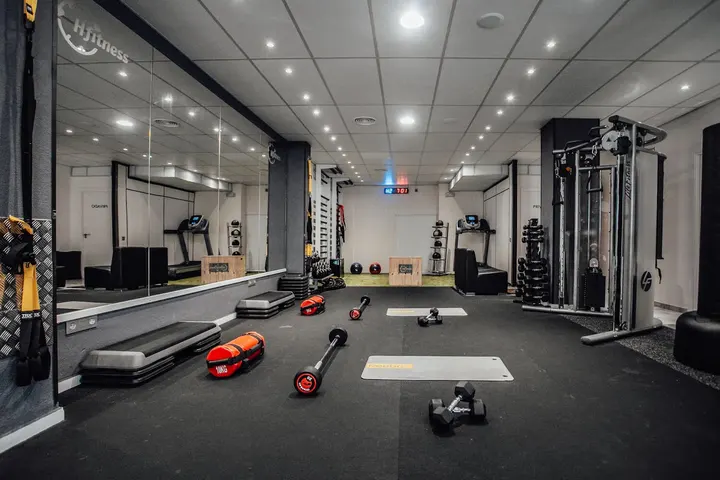 H FITNESS — estudio de fitness-studio en Málaga — 5